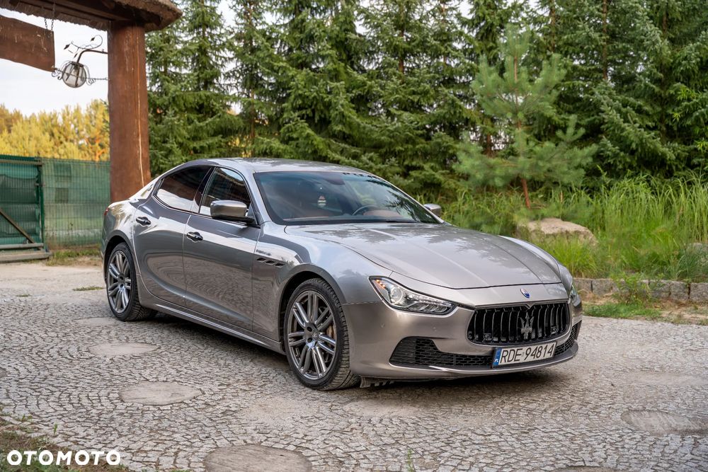 Maserati Ghibli GranSport - 11
