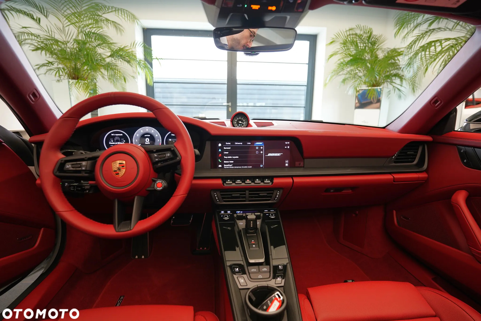 Porsche 911 Carrera T-Hybrid GTS Cabrio - 10
