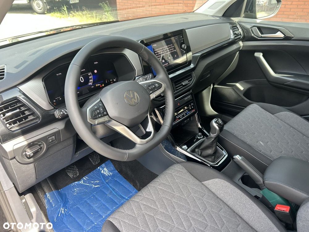 Volkswagen T-Cross - 36
