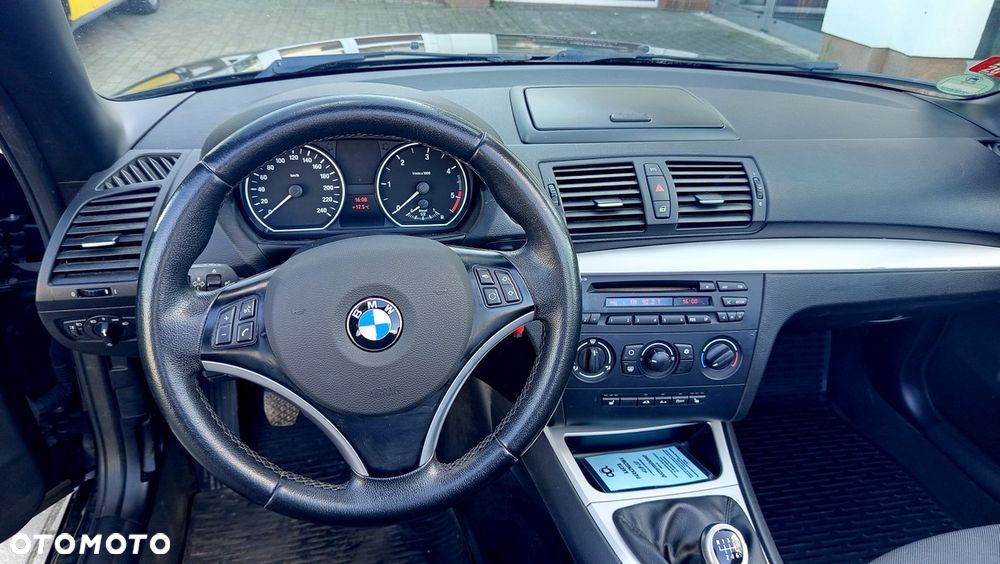 BMW Seria 1 118d DPF - 17