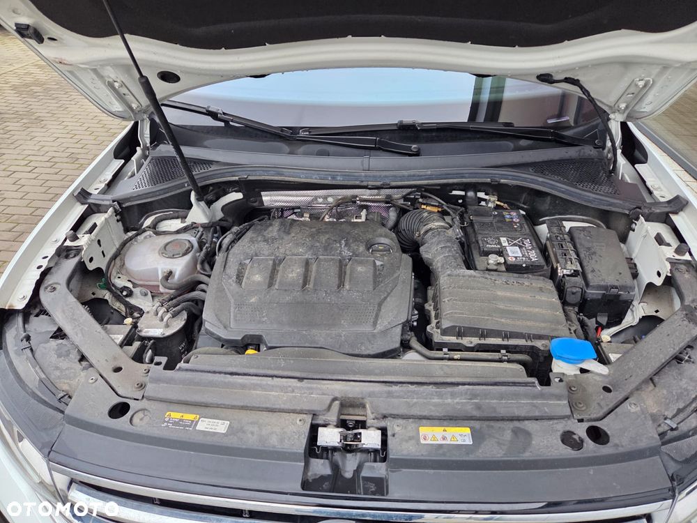Volkswagen Tiguan 2.0 TDI SCR Elegance DSG - 34