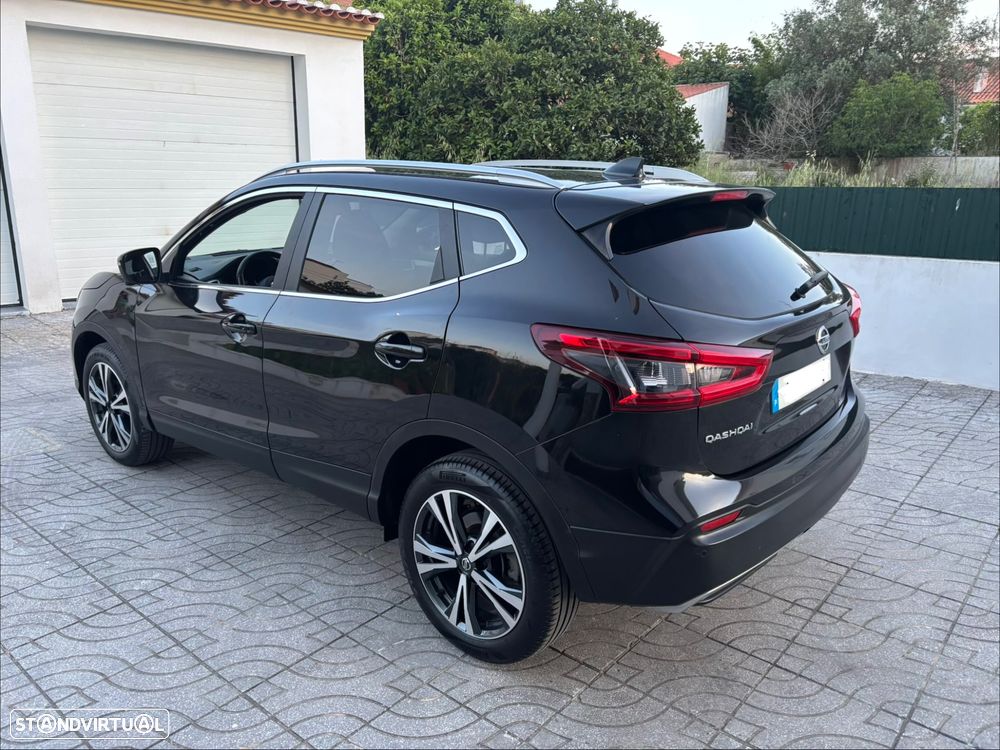 Nissan Qashqai 1.3 DIG-T N-Connecta J18 - 16