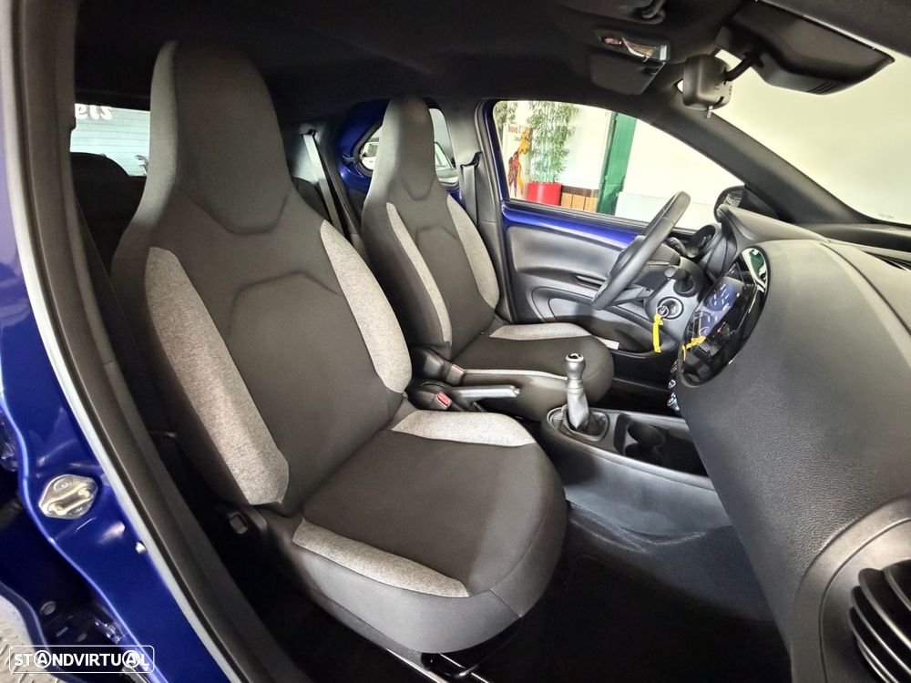 Toyota Aygo X 1.0 Pulse - 24