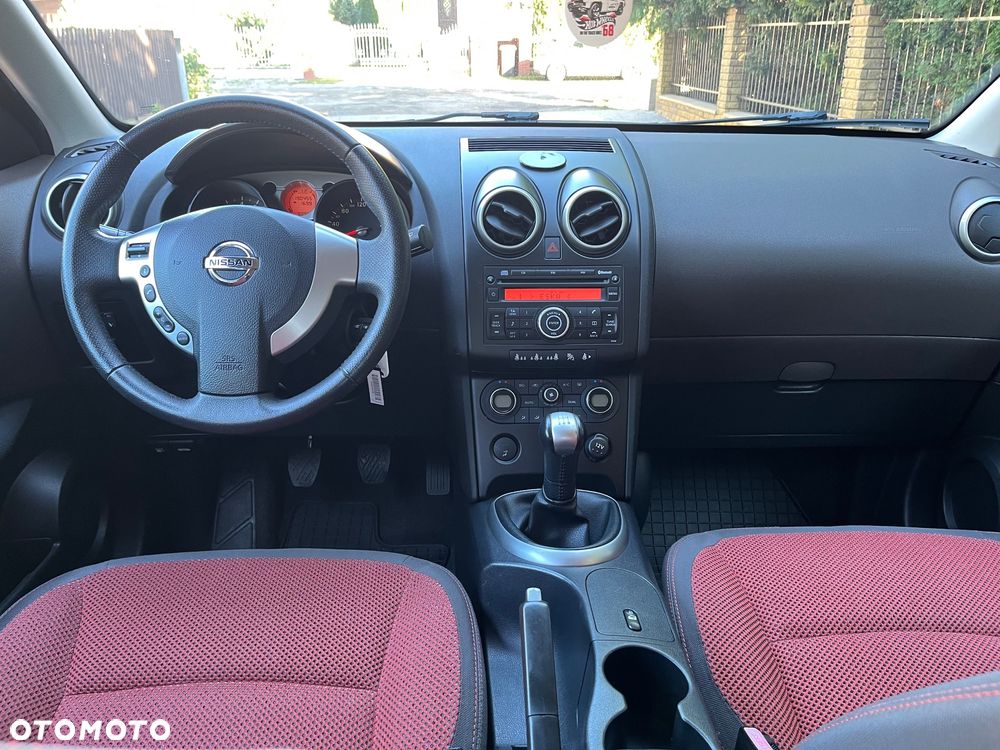 Nissan Qashqai+2 - 17