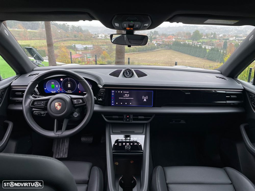 Porsche Macan Standard - 21