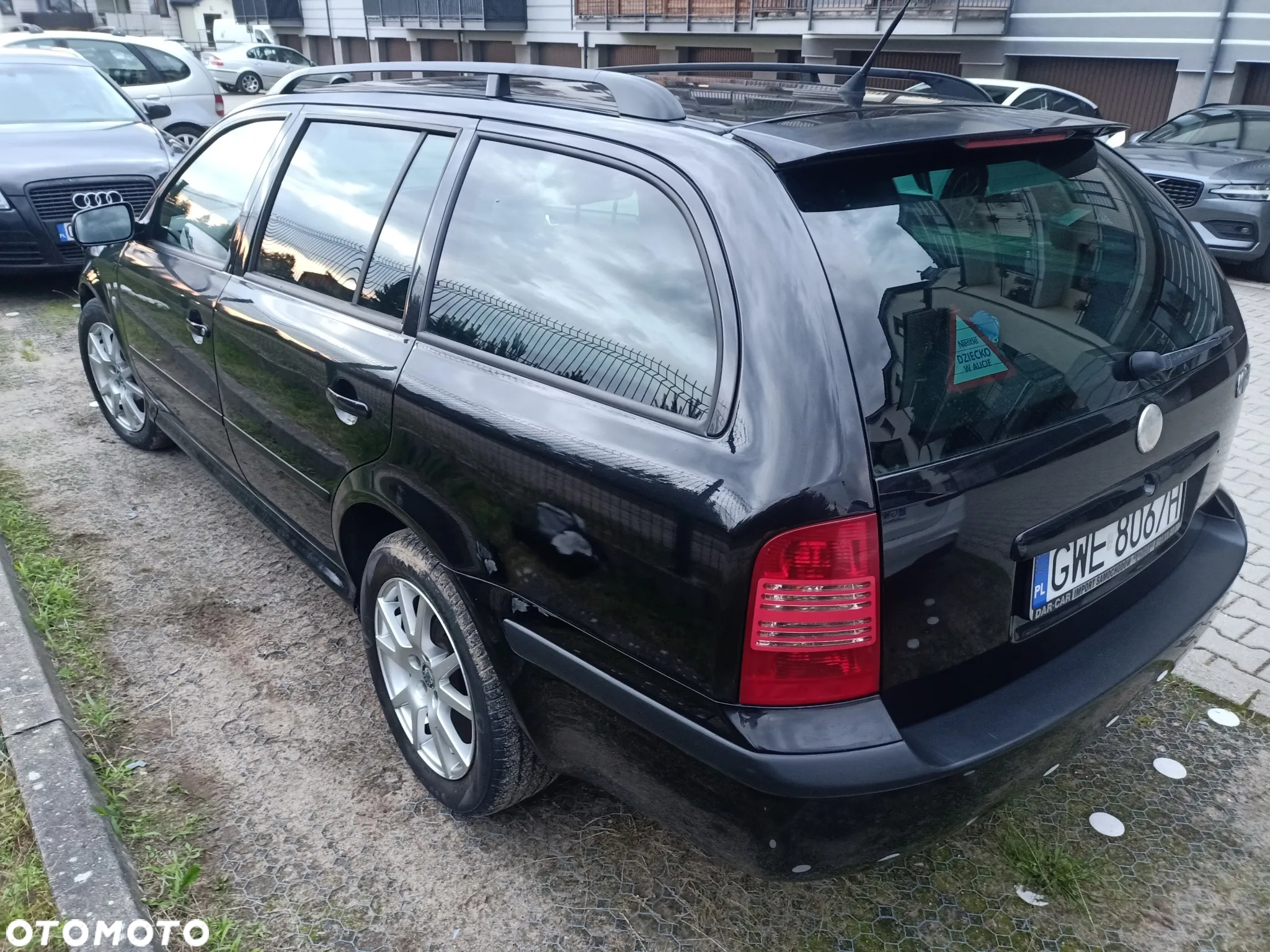 Skoda Octavia Combi 1.6 Ambiente - 13