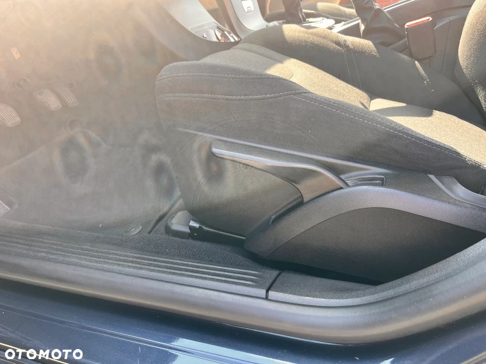 Volvo V40 D2 Momentum - 36