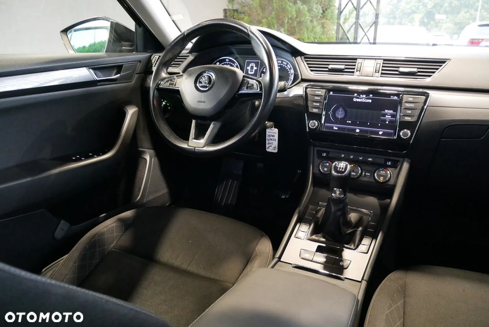 Skoda Superb - 19