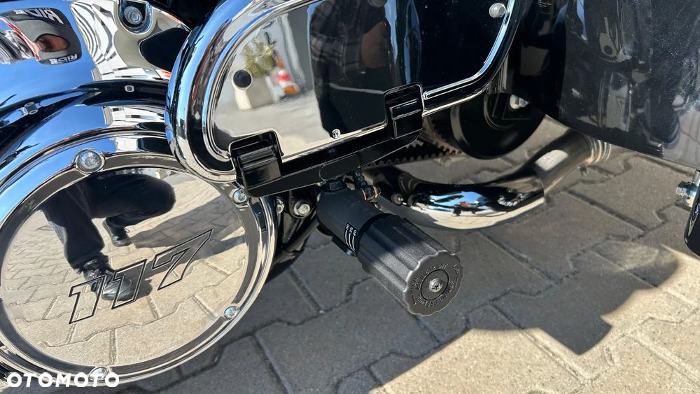 Harley-Davidson Street Glide Trike - 13