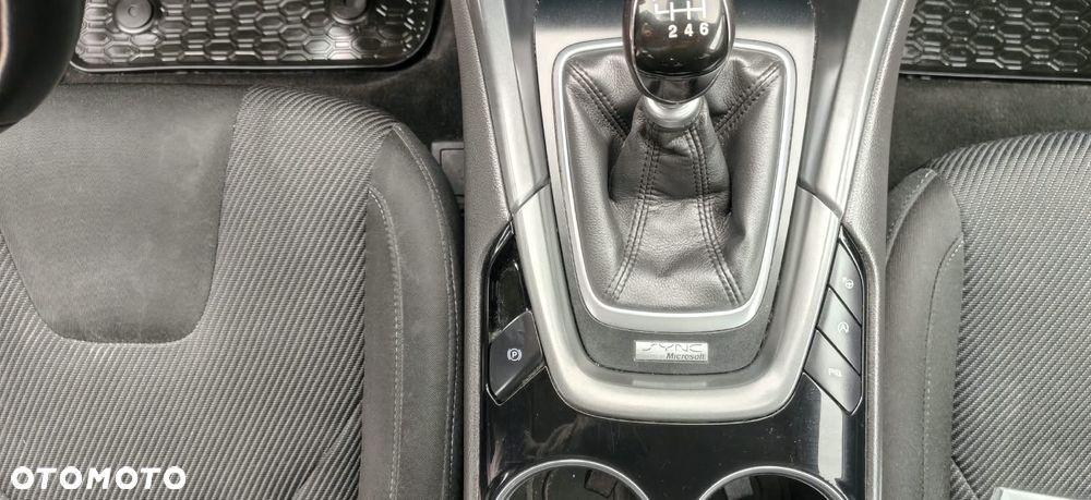 Ford Mondeo - 16