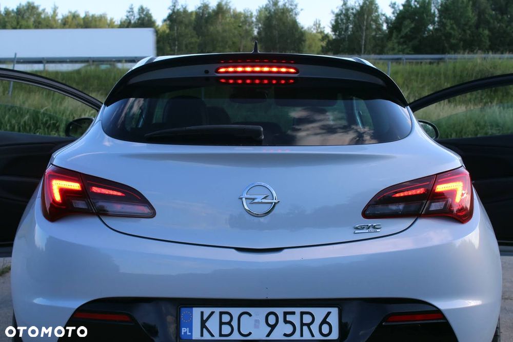 Opel Astra 1.6 T Sport - 1