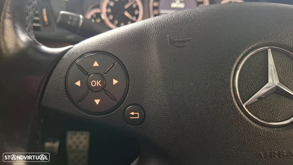 Mercedes-Benz E 200 CDI DPF BlueEFFICIENCY Auto Avantgarde - 48