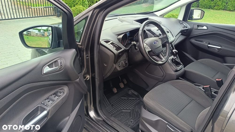 Ford Grand C-MAX - 5