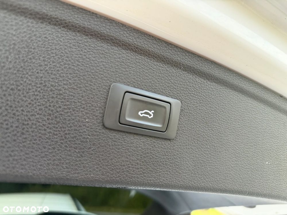 Audi Q5 2.0 TDI Quattro S tronic - 22