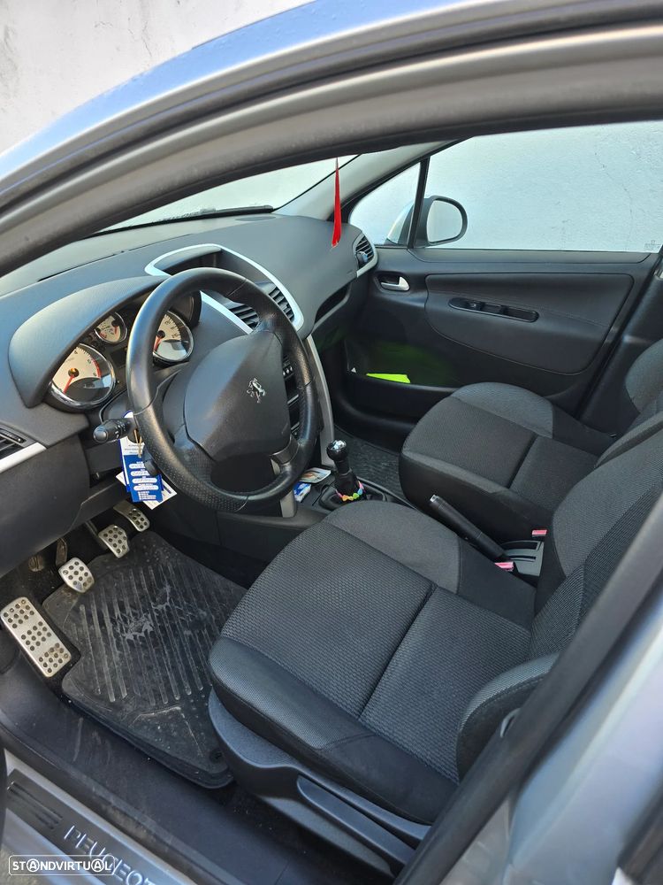 Peugeot 207 1.4 HDi Sport - 9