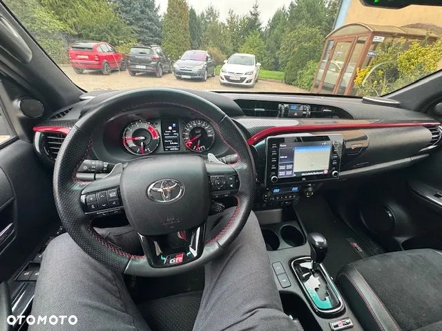 Toyota Hilux 2.8 D-4D Double Cab GR Sport 4x4 - 7
