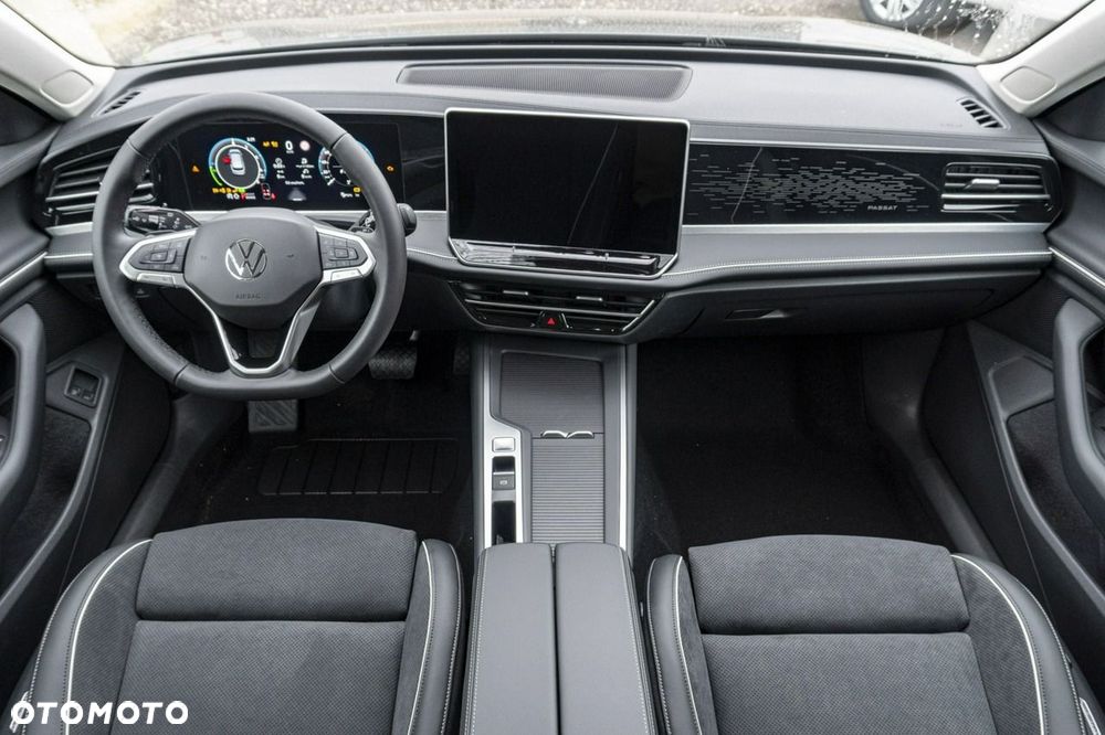 Volkswagen Passat - 26