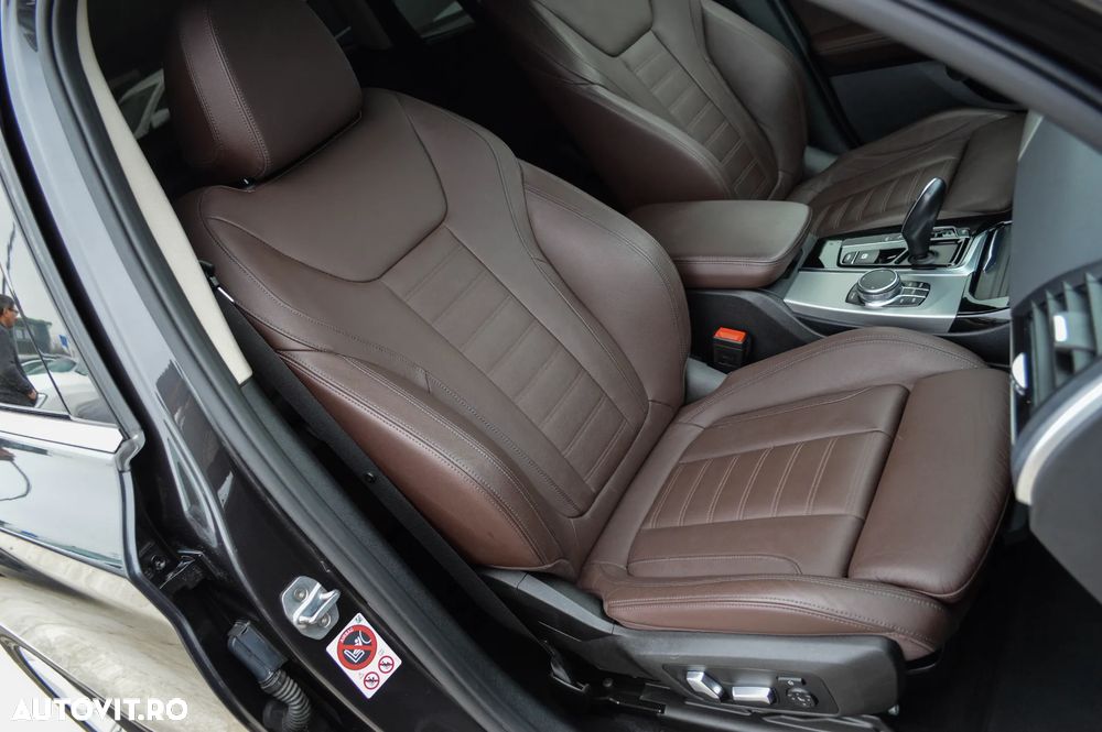 BMW X3 xDrive20d AT xLine - 35