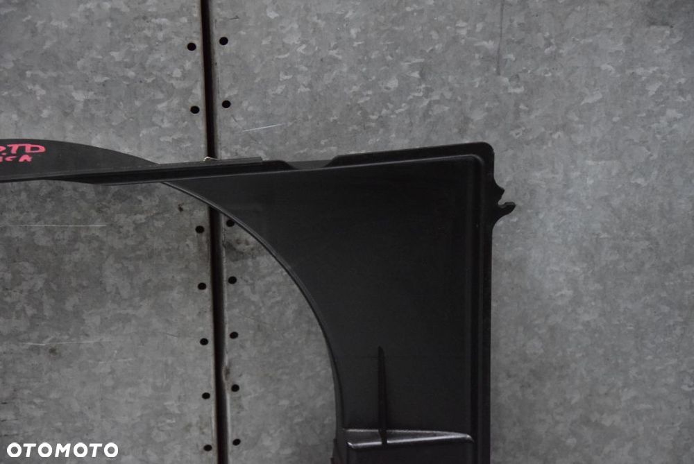 TOYOTA 4 RUNNER OSŁONA WENTYLATORA - 3