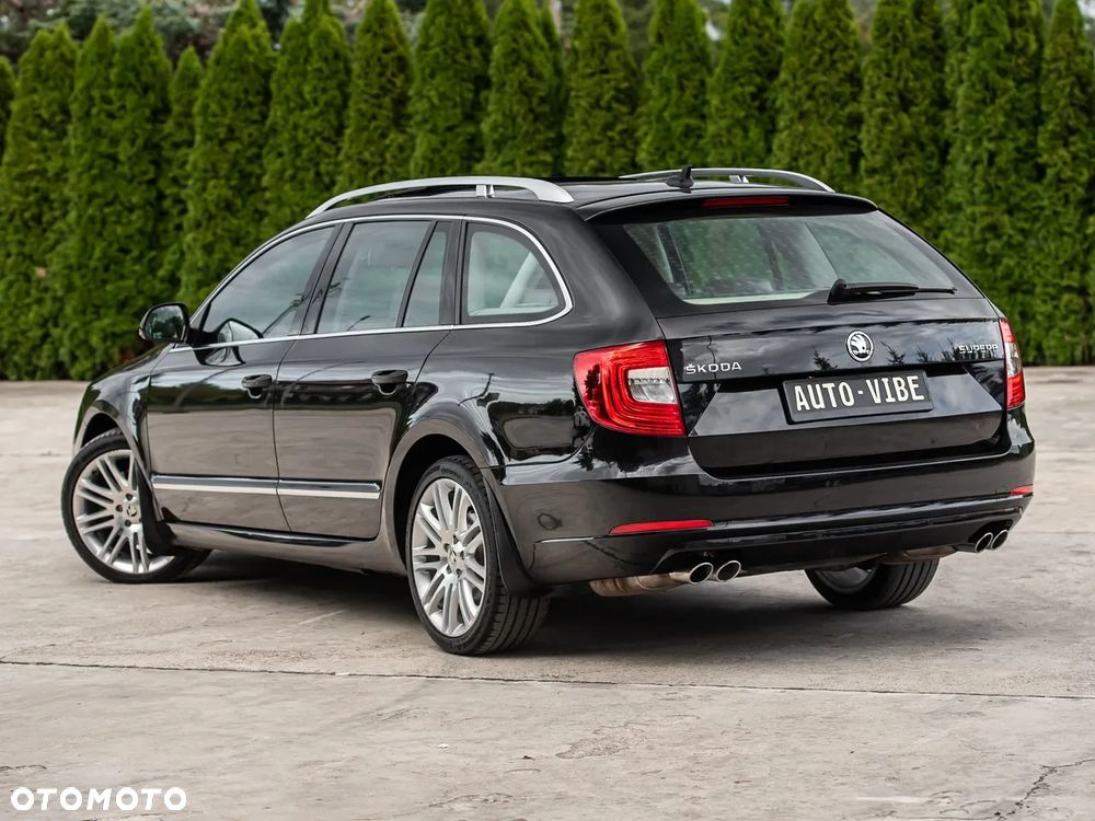 Skoda Superb 2.0 TSI DSG Exclusive - 10