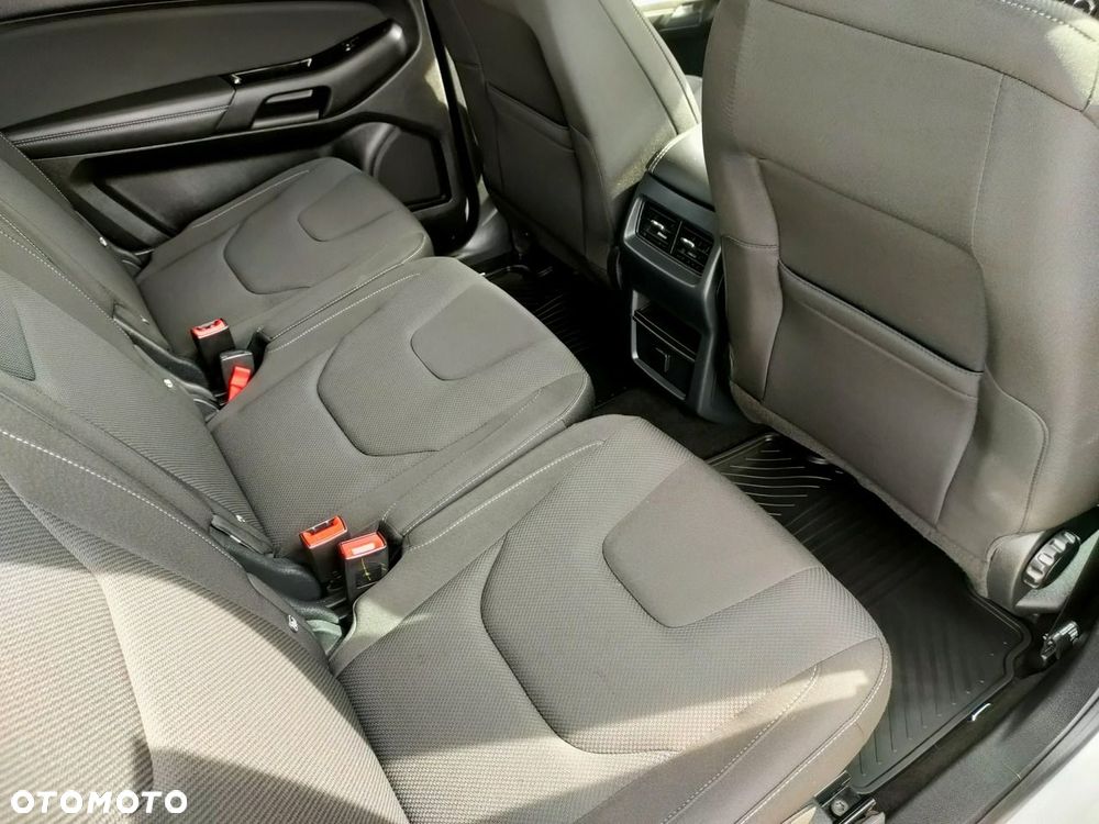 Ford S-Max - 20