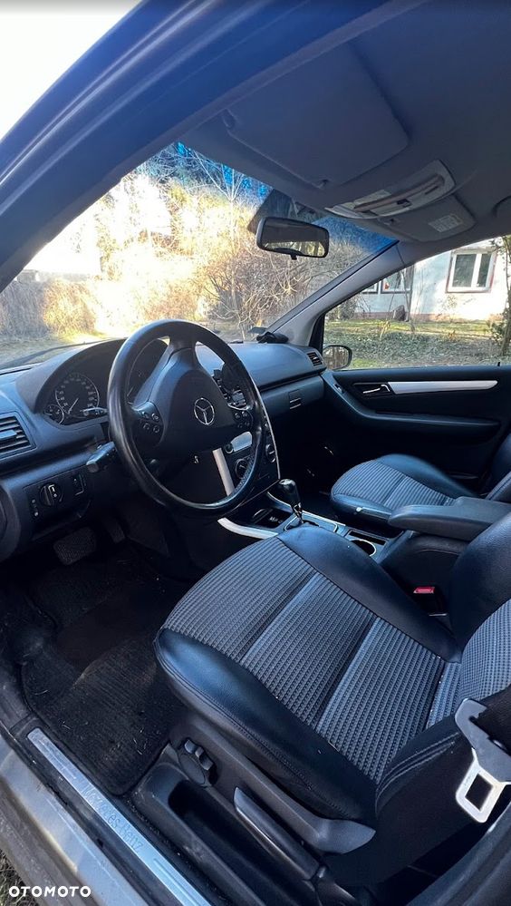 Mercedes-Benz Klasa A 200 Autotronic Avantgarde - 13