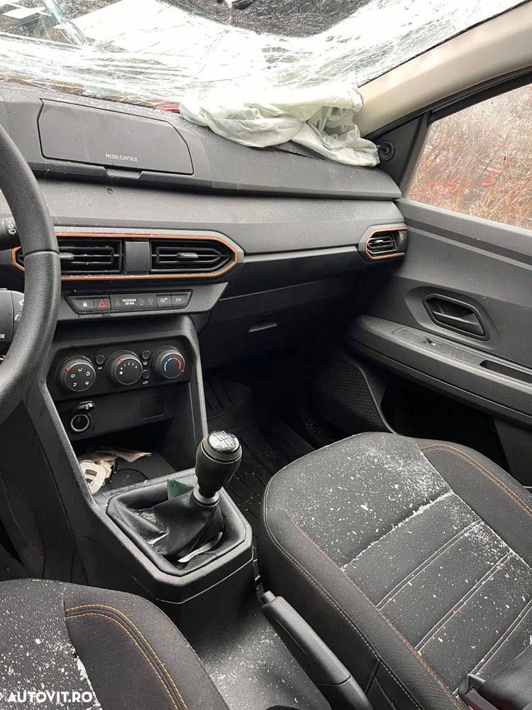 Motor Dacia Sandero 2021 1.0 TCe benzina model cu turbina - 2