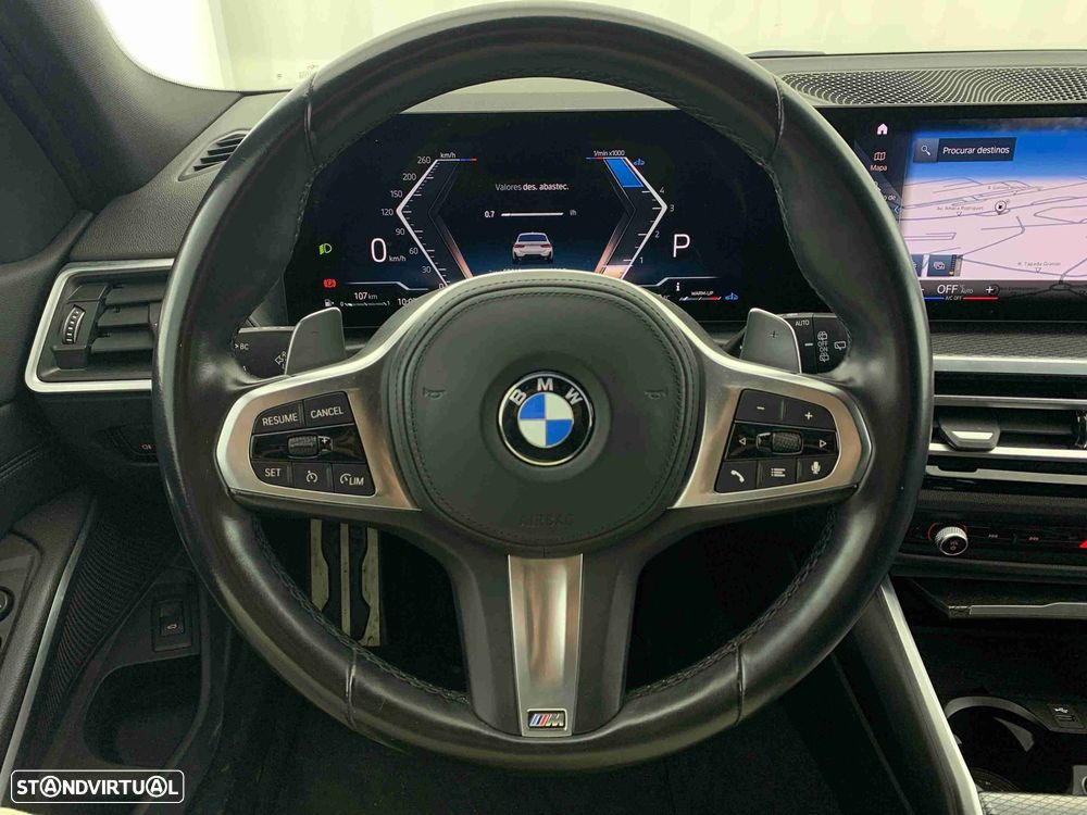 BMW 320 d Touring Pack Desportivo M Auto - 9