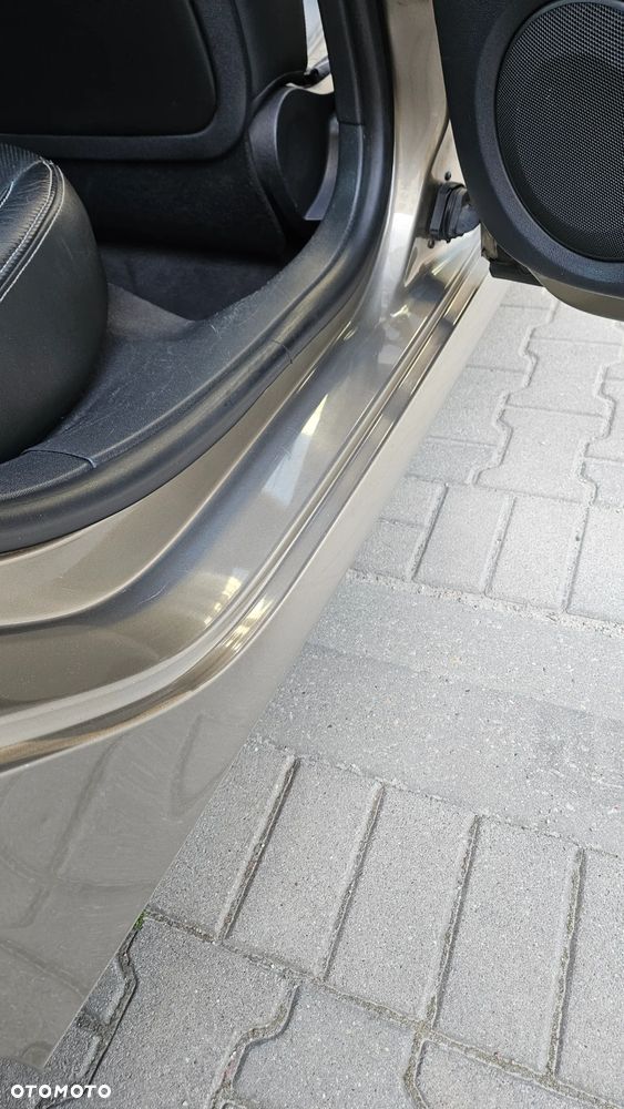 Renault Laguna dCi 175 FAP Initiale - 19