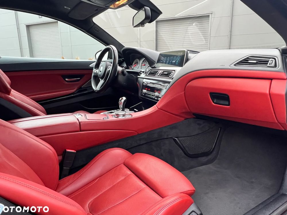BMW M6 Standard - 24