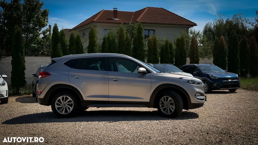 Hyundai Tucson blue 1.7 CRDi 2WD DCT Premium - 3