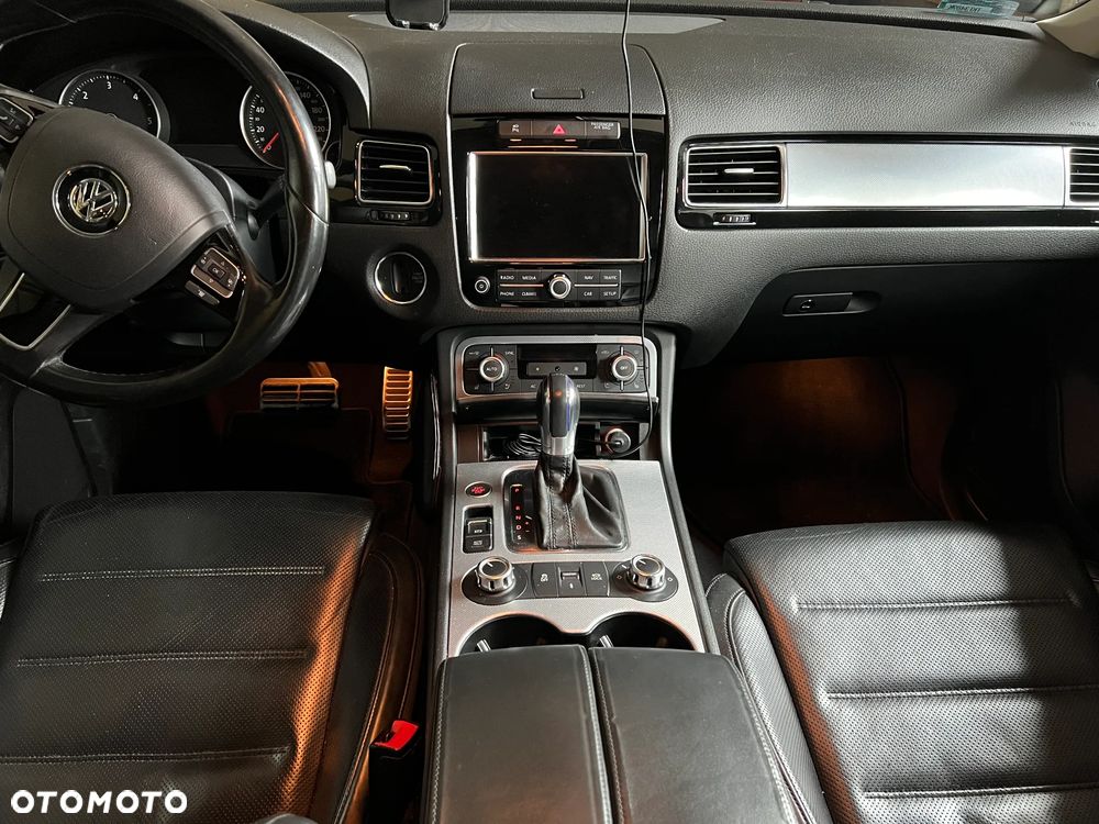 Volkswagen Touareg - 7