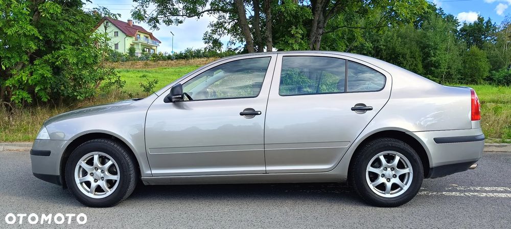 Skoda Octavia 1.6 Tour Classic - 7