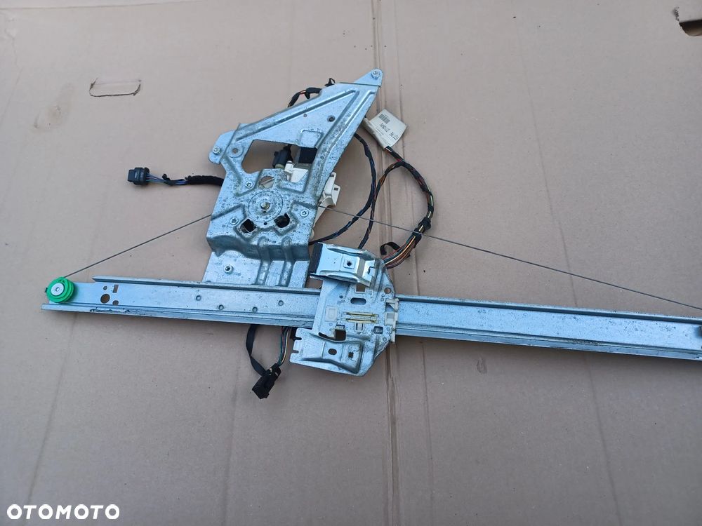 PODNOŚNIK SZYBY PRAWY PRZÓD CRAFTER LIFT - 4