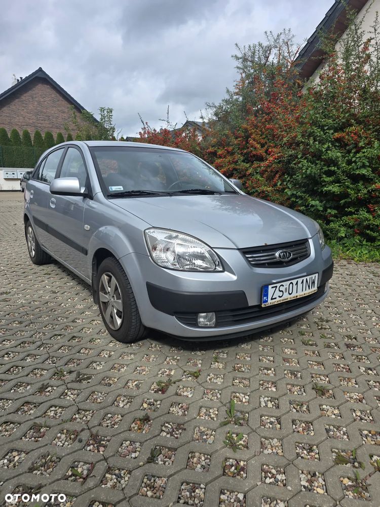 Kia Rio 1.5 CRDi Comfort - 2