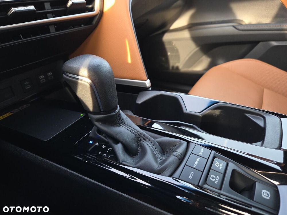 Toyota Camry 2.5 Hybrid Dynamic Force Prestige e-CVT - 30