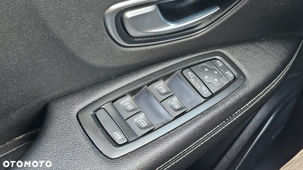 Renault Scenic - 23
