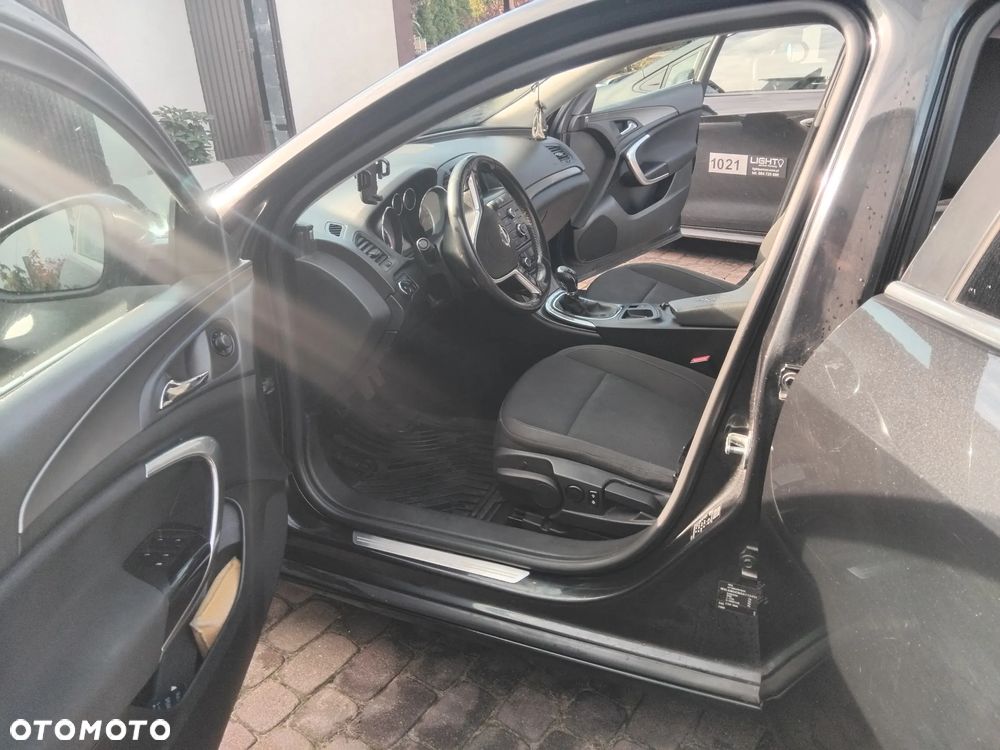 Opel Insignia - 22