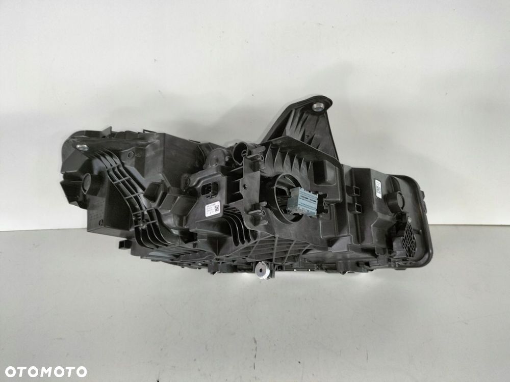Lampa przednia lewa BMW 2 U06 ACTIVE TOURER 21- - 5