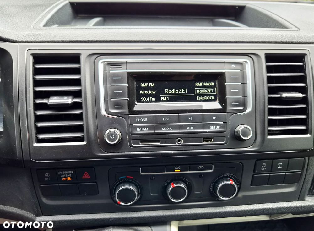 Volkswagen Transporter - 16