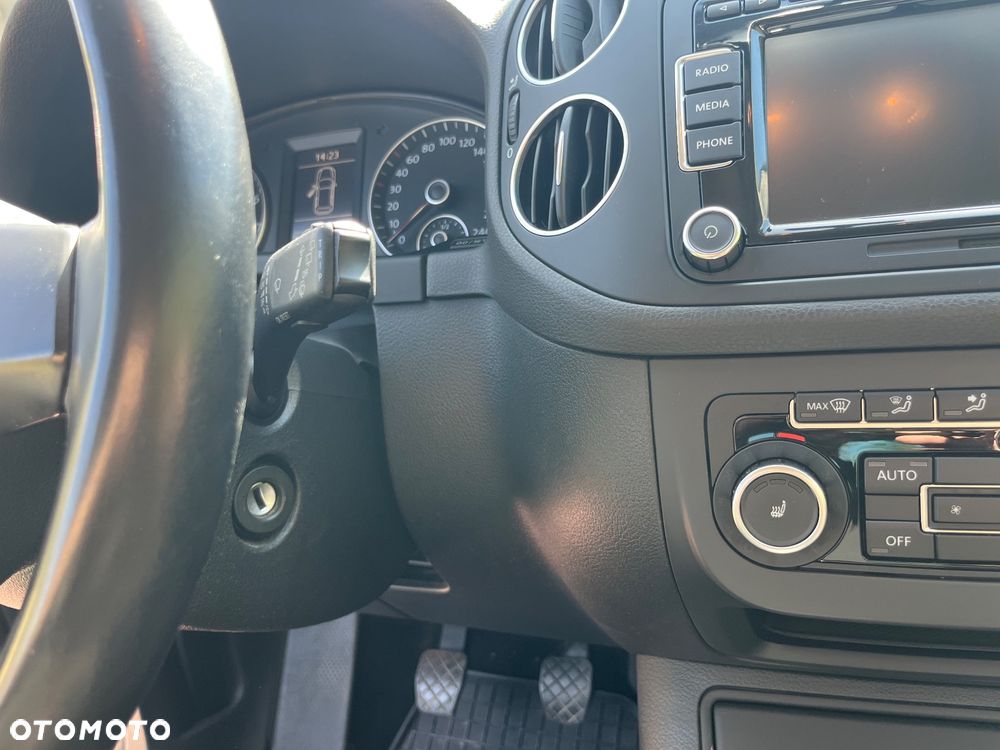 Volkswagen Golf Plus 1.2 TSI BlueMotion Technology Style - 26