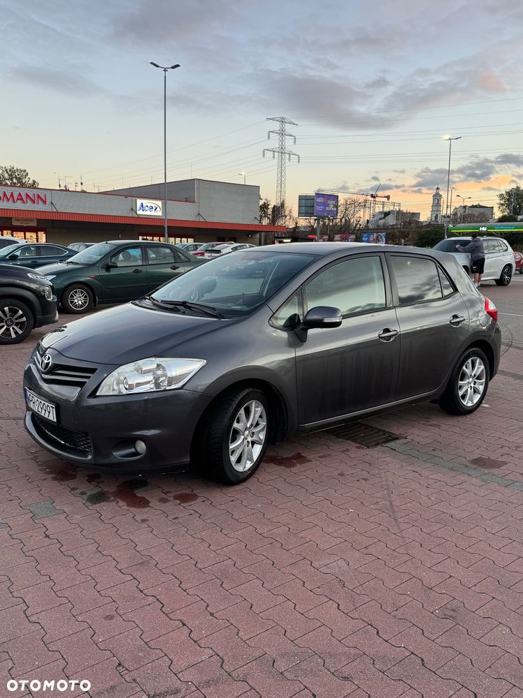 Toyota Auris 1.6 Sol - 3