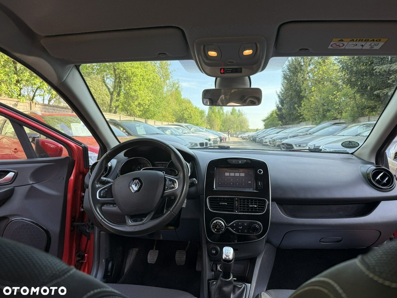Renault Clio - 26
