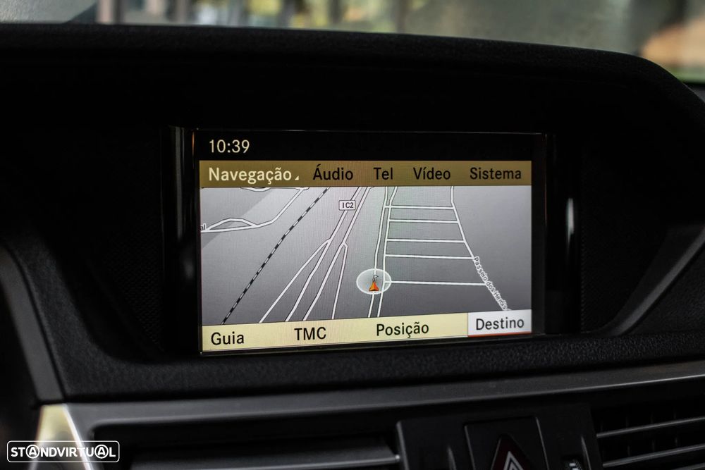 Mercedes-Benz E 250 CDi Avantgarde BlueEfficiency Auto. - 33