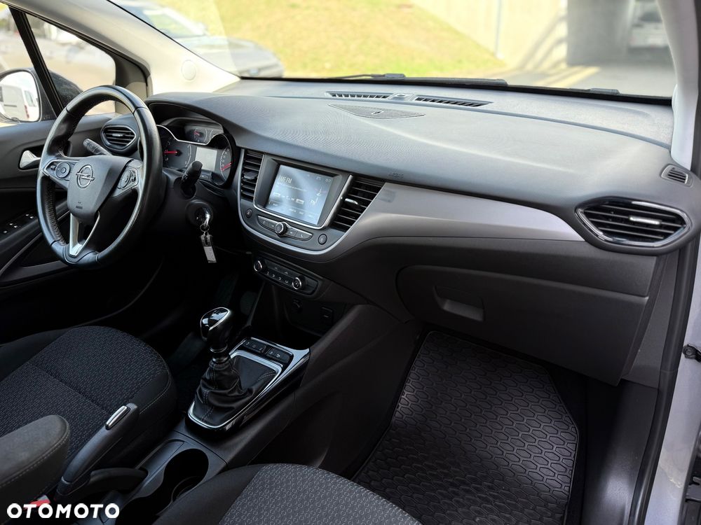 Opel Crossland X - 30