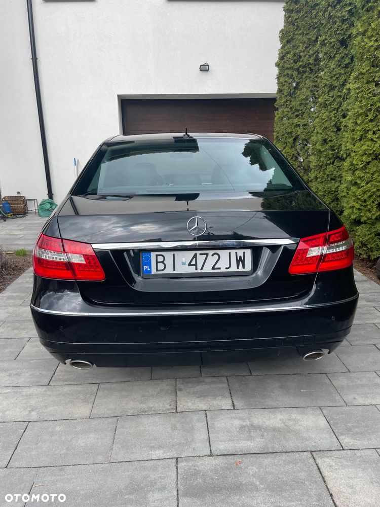Mercedes-Benz Klasa E 350 CDI DPF BlueEFFICIENCY 7G-TRONIC Avantgarde - 5