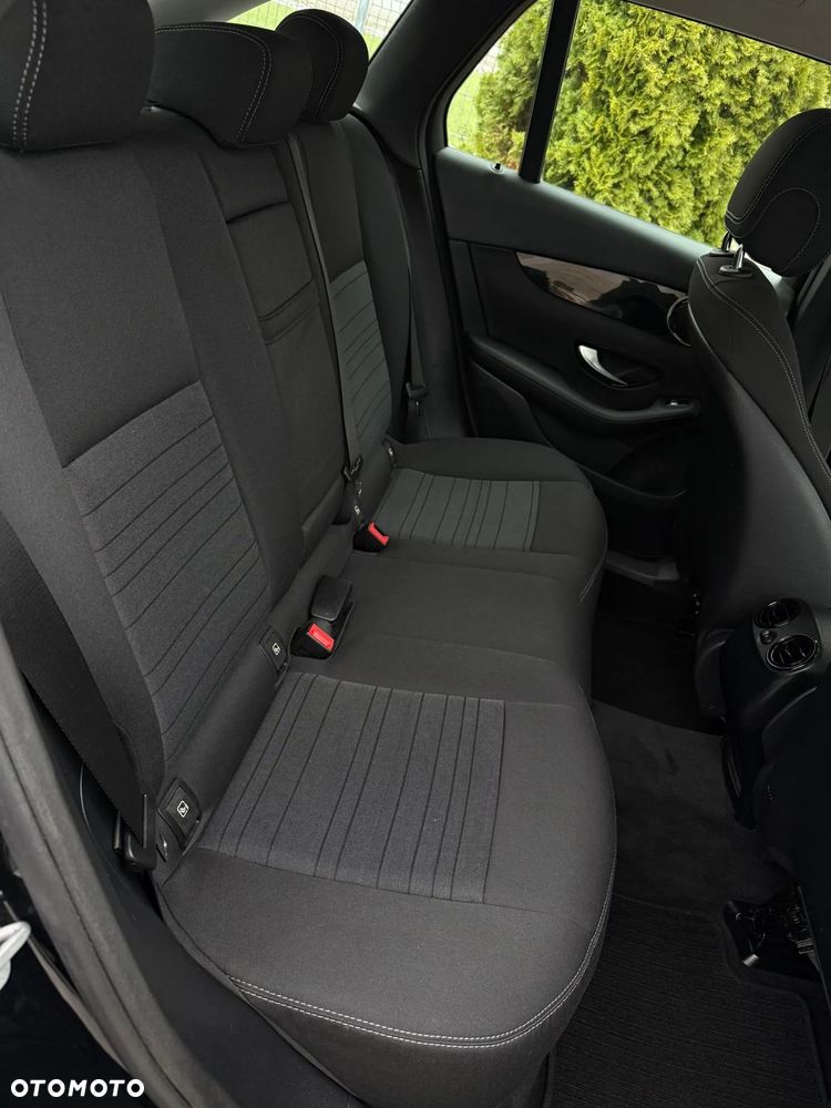 Mercedes-Benz GLC 220 d 4Matic 9G-TRONIC - 23