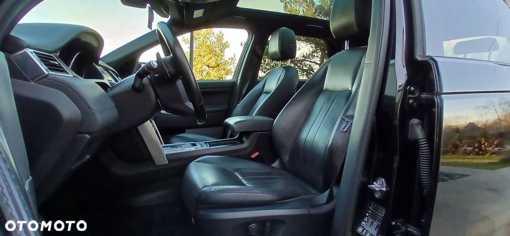 Land Rover Discovery Sport TD4 HSE - 10