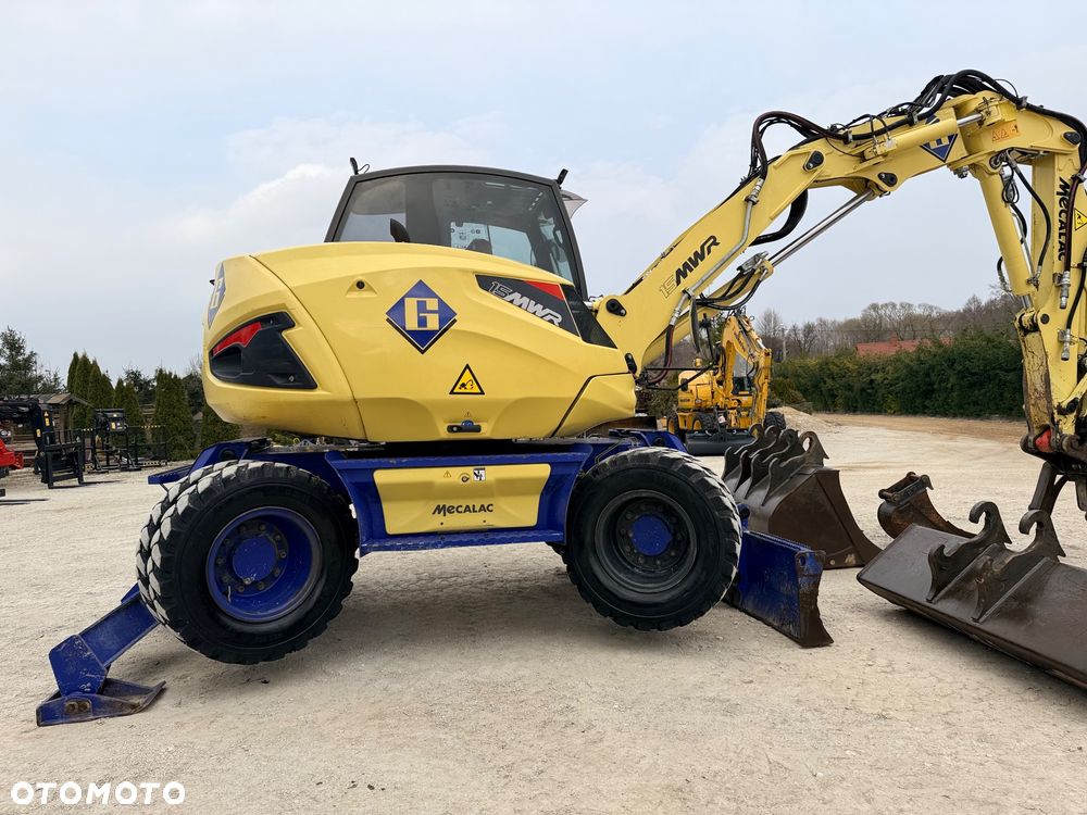 Mecalac Koparka 14 ton MECALAC 15 MWR koparko-ładowarka 3 łyżki widły 1 wł Centr.smarowanie Opony na BLIŹNIAKU 80%Camso ładowarka 714 12MTX 4x4 skrętne KLIMA kabina Premium silnik 146KM volvo EW140B DEUTZ szybka 35km/h - 4