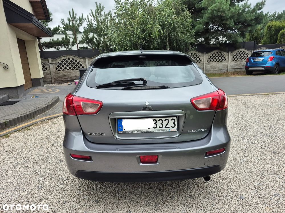 Mitsubishi Lancer 1.6 Inform - 15